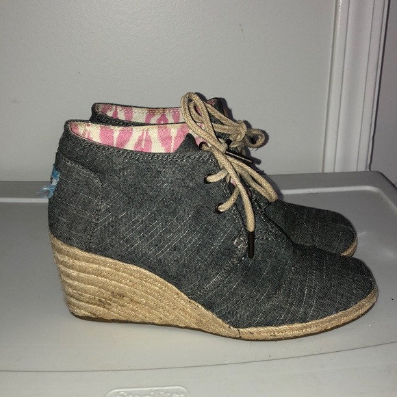TOMS wedges - Picture 2 of 5